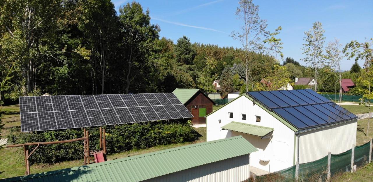 Öko Kemping és Glamping Tiszadada Extérieur photo